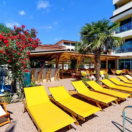 Ξενοδοχείο Bora Bora 3*