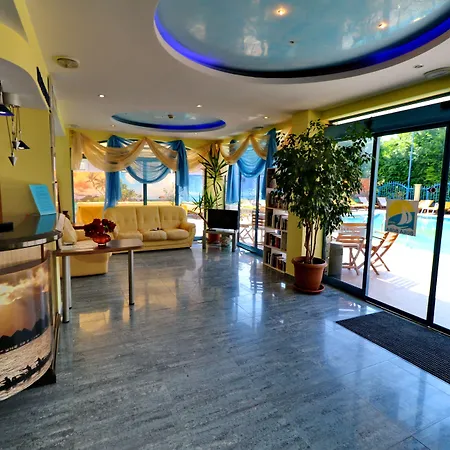 Bora Bora Hotel Slantschew brjag