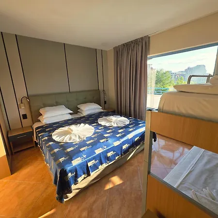 Hotel Bora Bora 3*