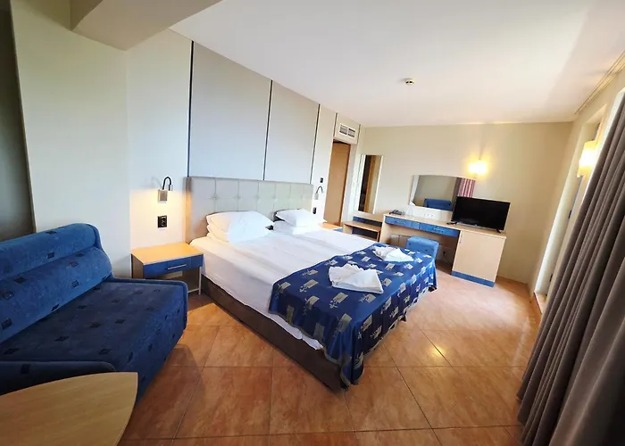 波拉波拉酒店 酒店 3*