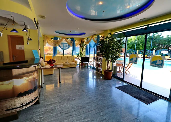 波拉波拉酒店 酒店 阳光海滩