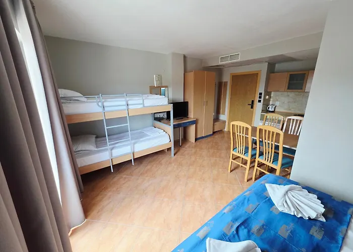 波拉波拉酒店 酒店