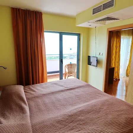 Bora Bora Slăntjev Brjag