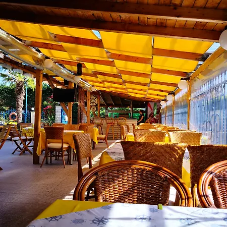 Bora Bora Slăntjev Brjag