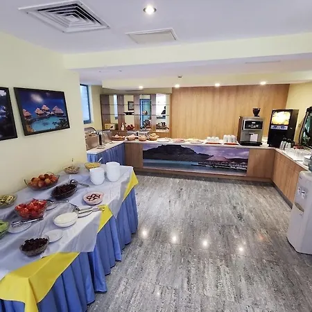 Bora Bora Hotell Slăntjev Brjag