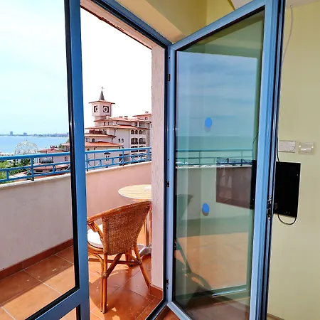 Bora Bora Hotell Slăntjev Brjag