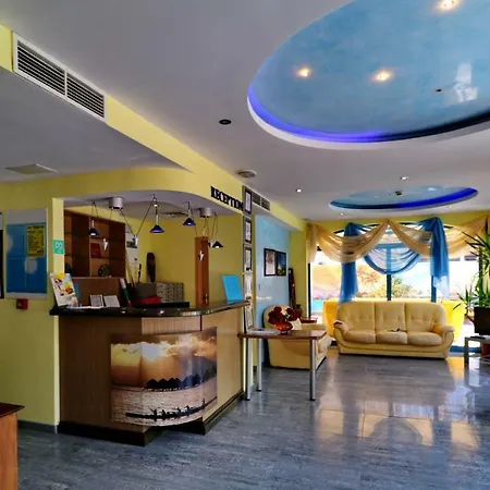 Bora Bora Hotel Sluneční pobřeží